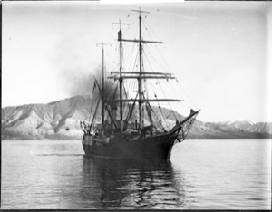 Image of Danish government steamer GODTHAAB at 1:00 a.m.